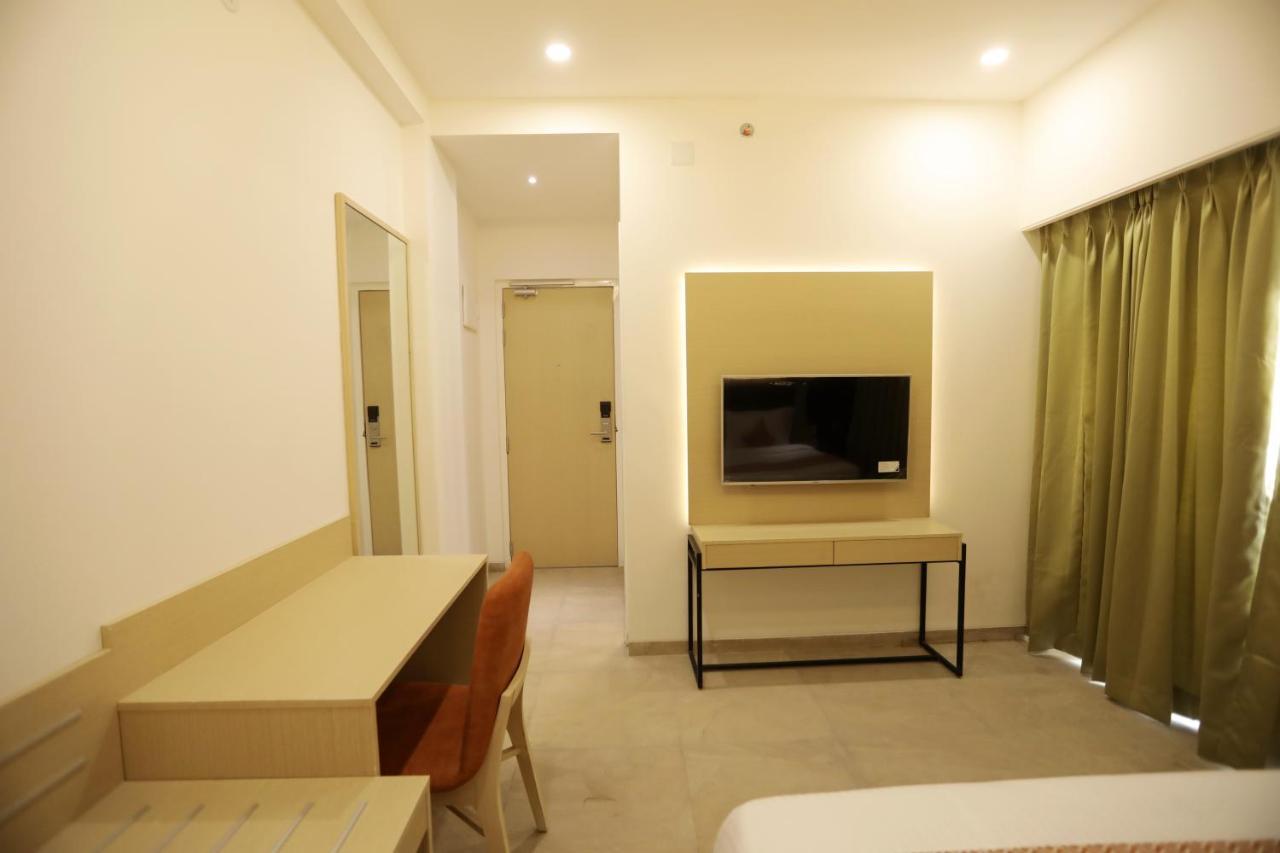 Hotel Shourya Residency Gulab Bagh Udaipur Exterior foto
