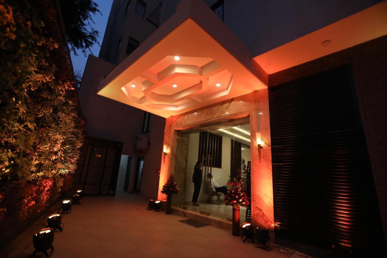 Hotel Shourya Residency Gulab Bagh Udaipur Exterior foto