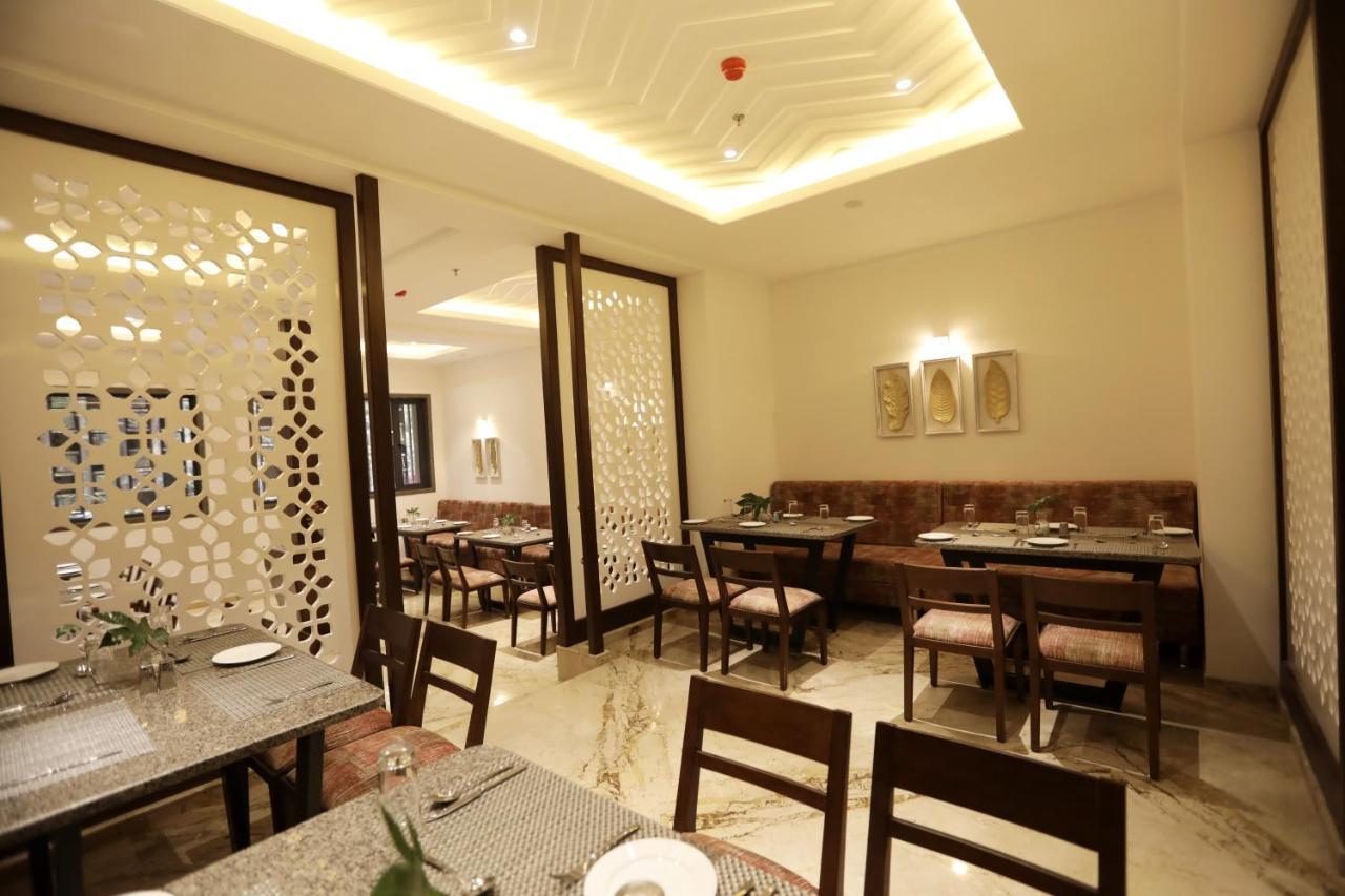 Hotel Shourya Residency Gulab Bagh Udaipur Exterior foto